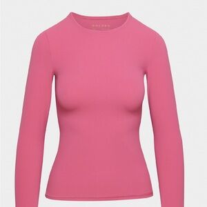 Aritzia golden butter Longsleeve - XL, berry pink